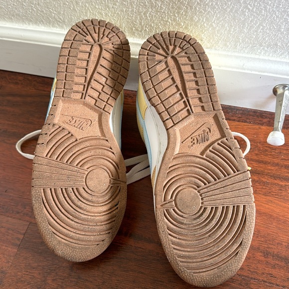 Nike Women’s Dunk Low - Picture 5 of 5